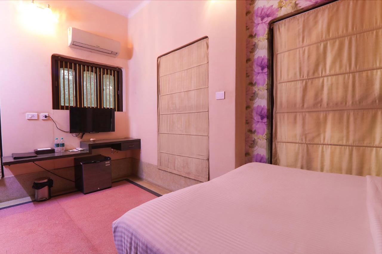 Fabhotel East View Varanasi Ngoại thất bức ảnh